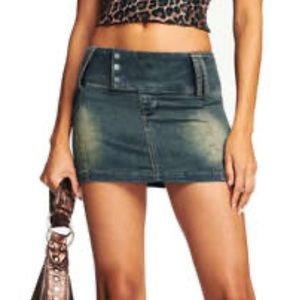 i am gia ZEYDA skirt